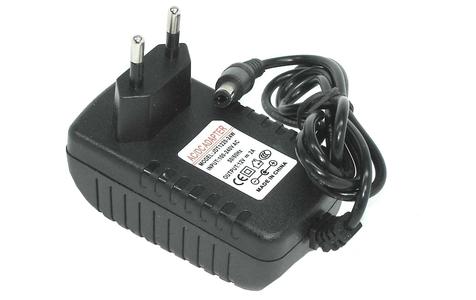 Блок питания для планшета 24W 12V 2A 5.5x2.5 JNT1210 Блок питания для планшета 24W 12V 2A 5.5x2.5 JNT1210