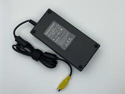 Зарядное устройство для ноутбука Toshiba 180Вт 19В 9.5A 4 holes round PA-1181-02